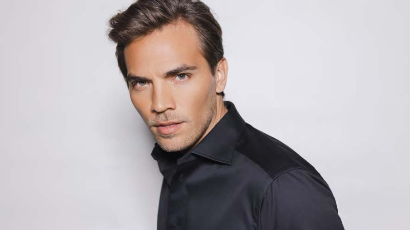 Color Crush: Rule Breaker® Defining Wax