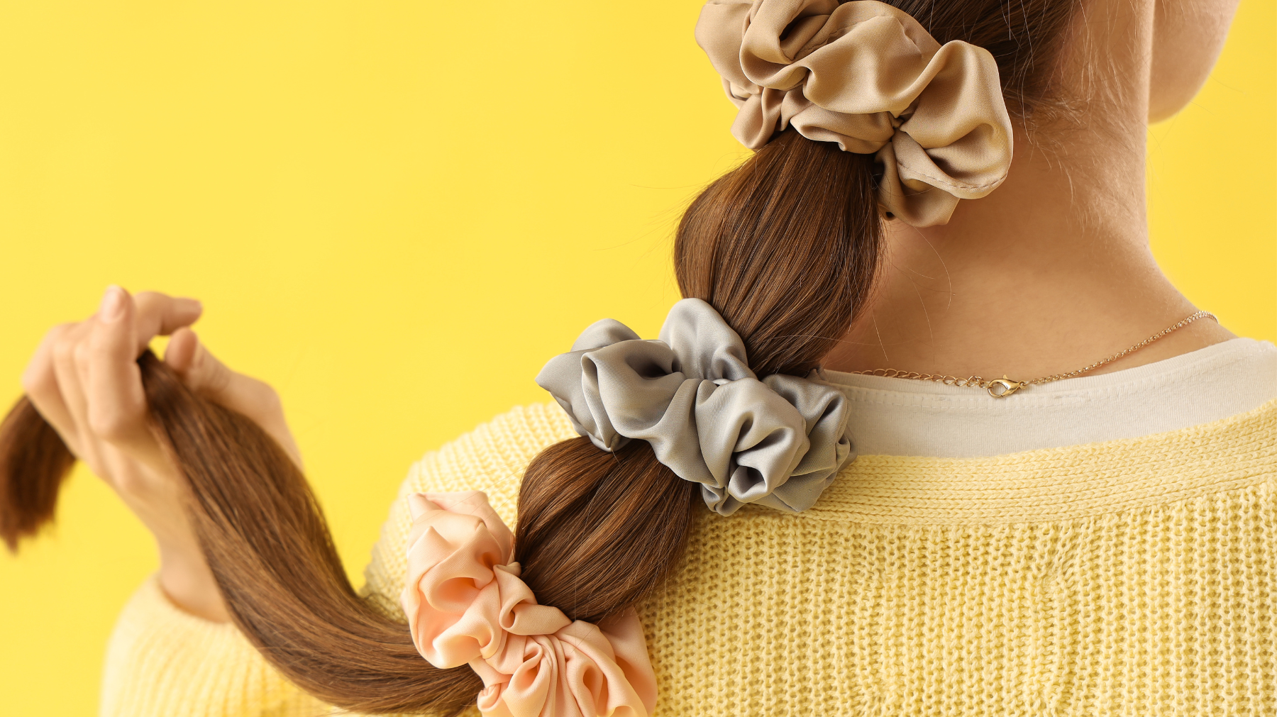 From Sleek to Tousled: Different Holiday Looks For Every Mood