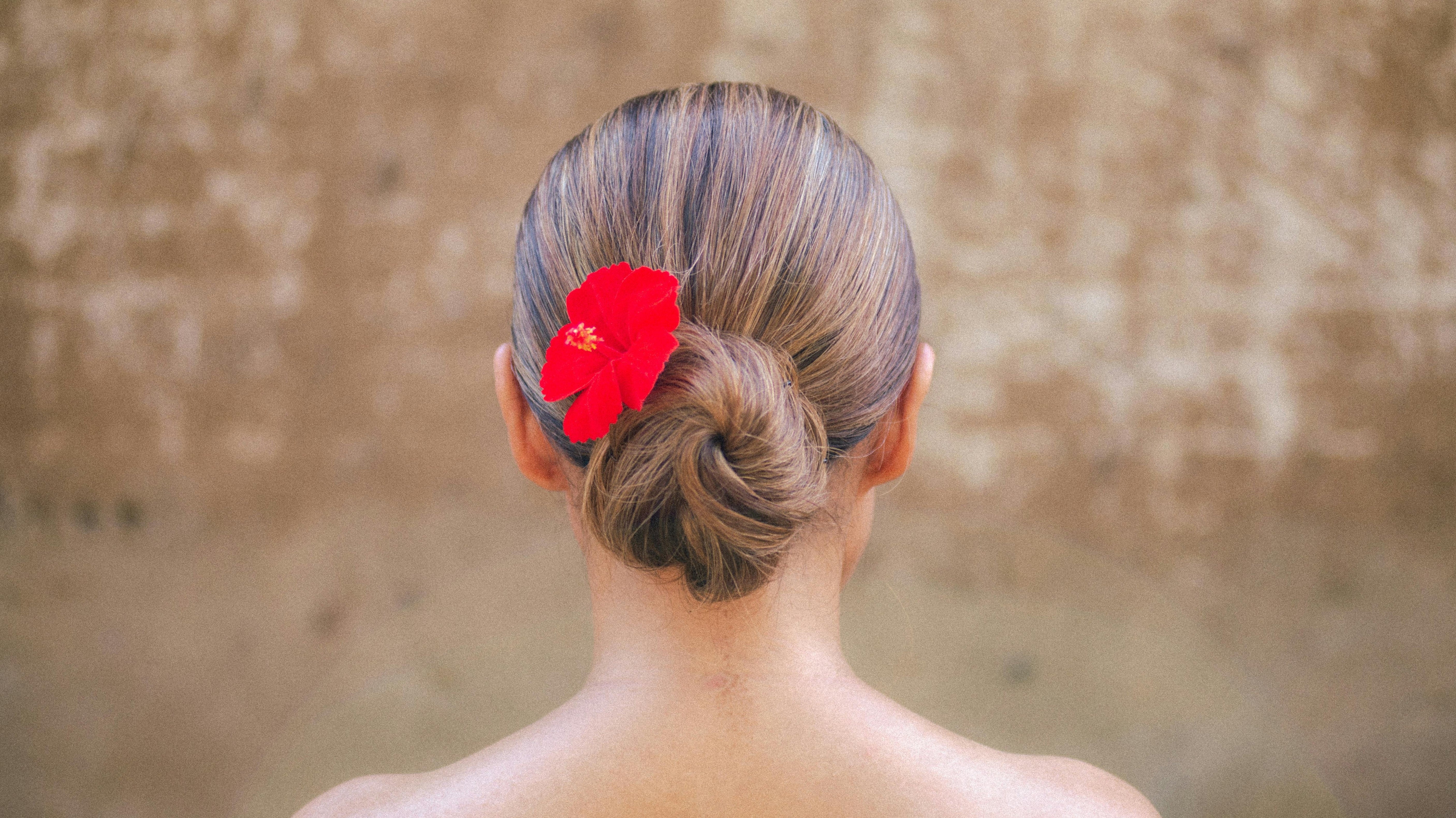 Easy Summer Hairstyles for Color-Treated Hair