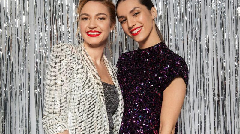 2023 Holiday Party Hair Looks: 9 Styles We Can't Wait to Try!