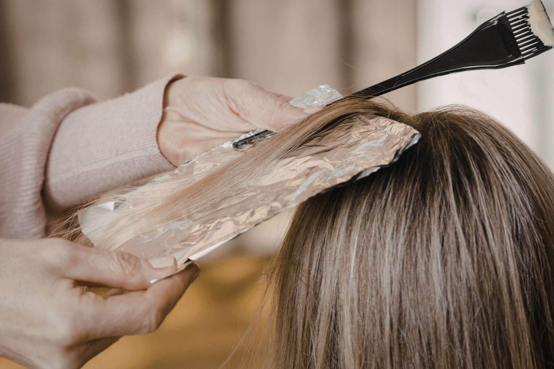 Low-Key Stunning! High-Profile Iconic: Best Hair Color for Cool Skin Tones